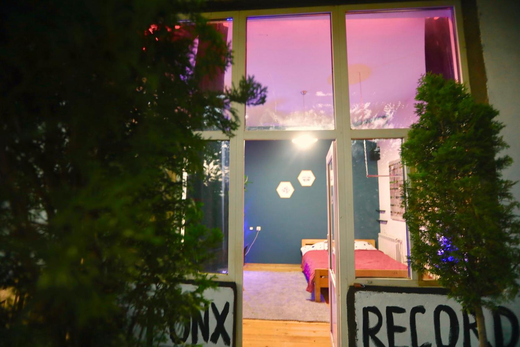 Cosy Studio With Beautiful Garden Ереван Екстериор снимка
