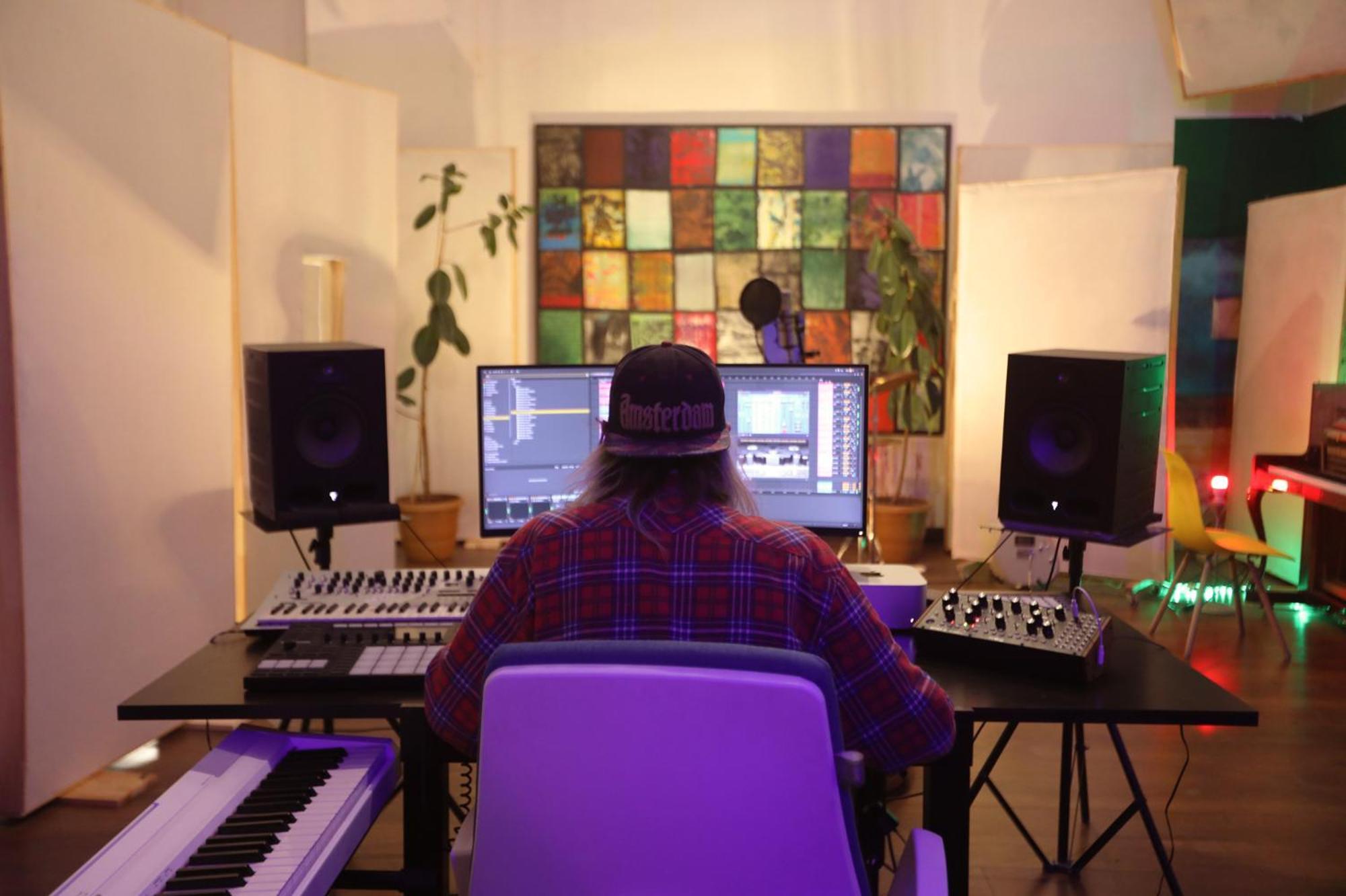 Cosy Studio With Beautiful Garden Ереван Екстериор снимка
