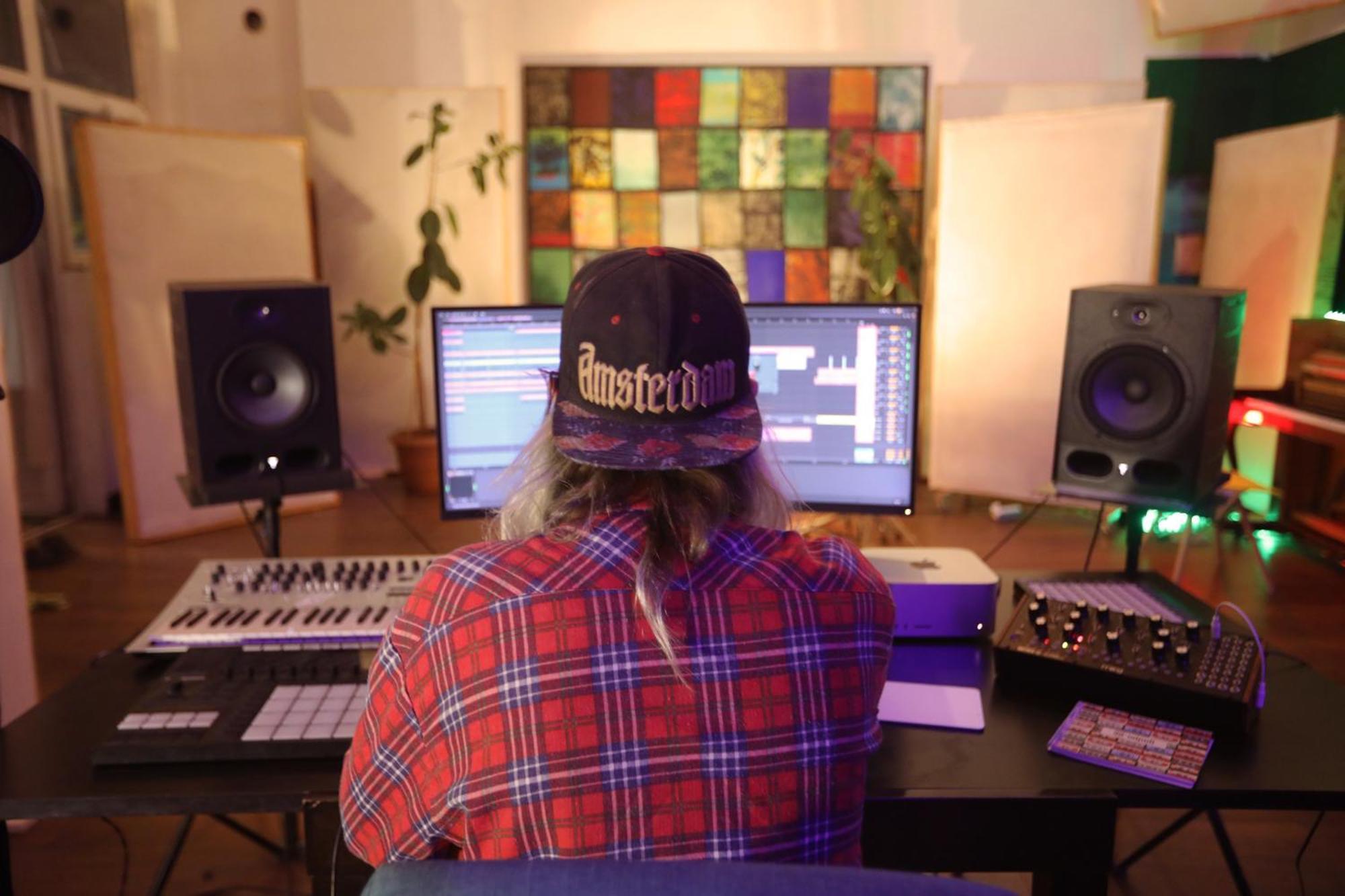 Cosy Studio With Beautiful Garden Ереван Екстериор снимка